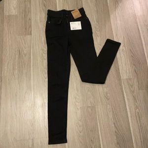 Women’s jeans